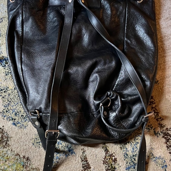 Cole Haan Black Leather unisex backpack - Picture 2 of 3